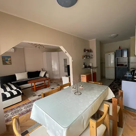 Urban Retreat Apartment